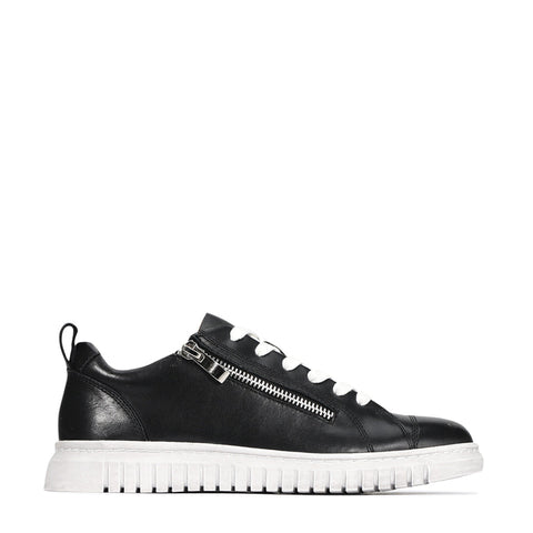 EOS Clarence Sneaker Black