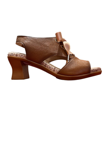 Unity in Diversity UECHO Step Camel