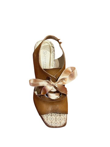 Unity in Diversity UECHO Step Camel