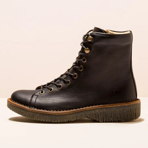 El Naturalista N5572 - Nappa Black/Volcano