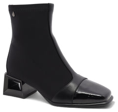 AQUA Flex Violet WP Black