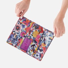 Hobo Jill Large Trifold Poppy Floral